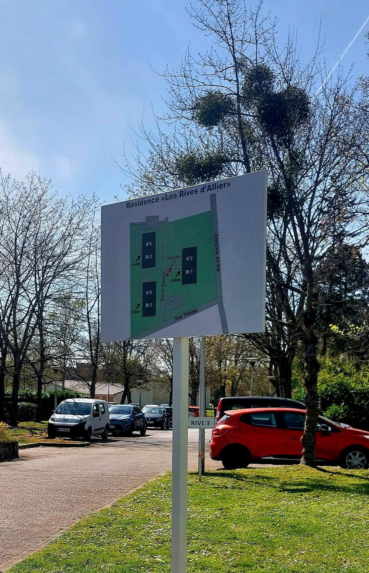 Studio Sur Les Rives D'Allier Μουλέν Εξωτερικό φωτογραφία
